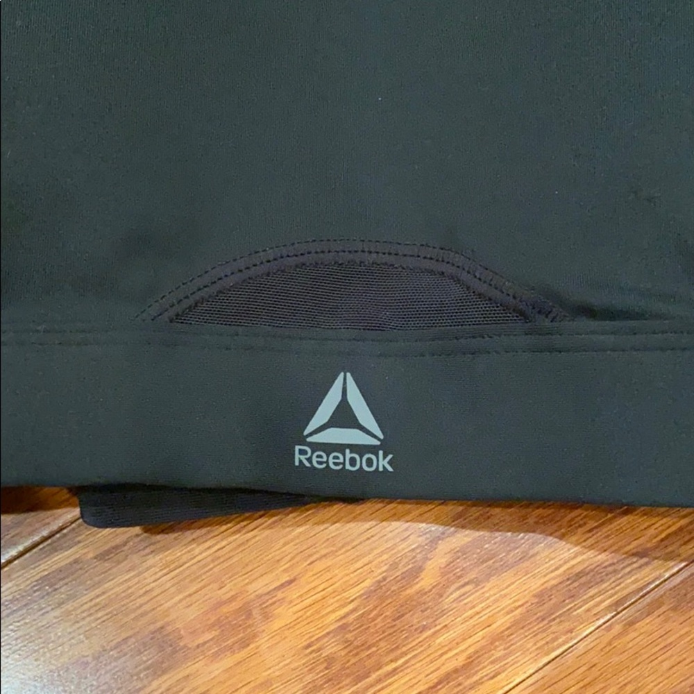 🤍 NWT Reebok Black Sports Bra Size S 🤍 - Picture 6 of 8